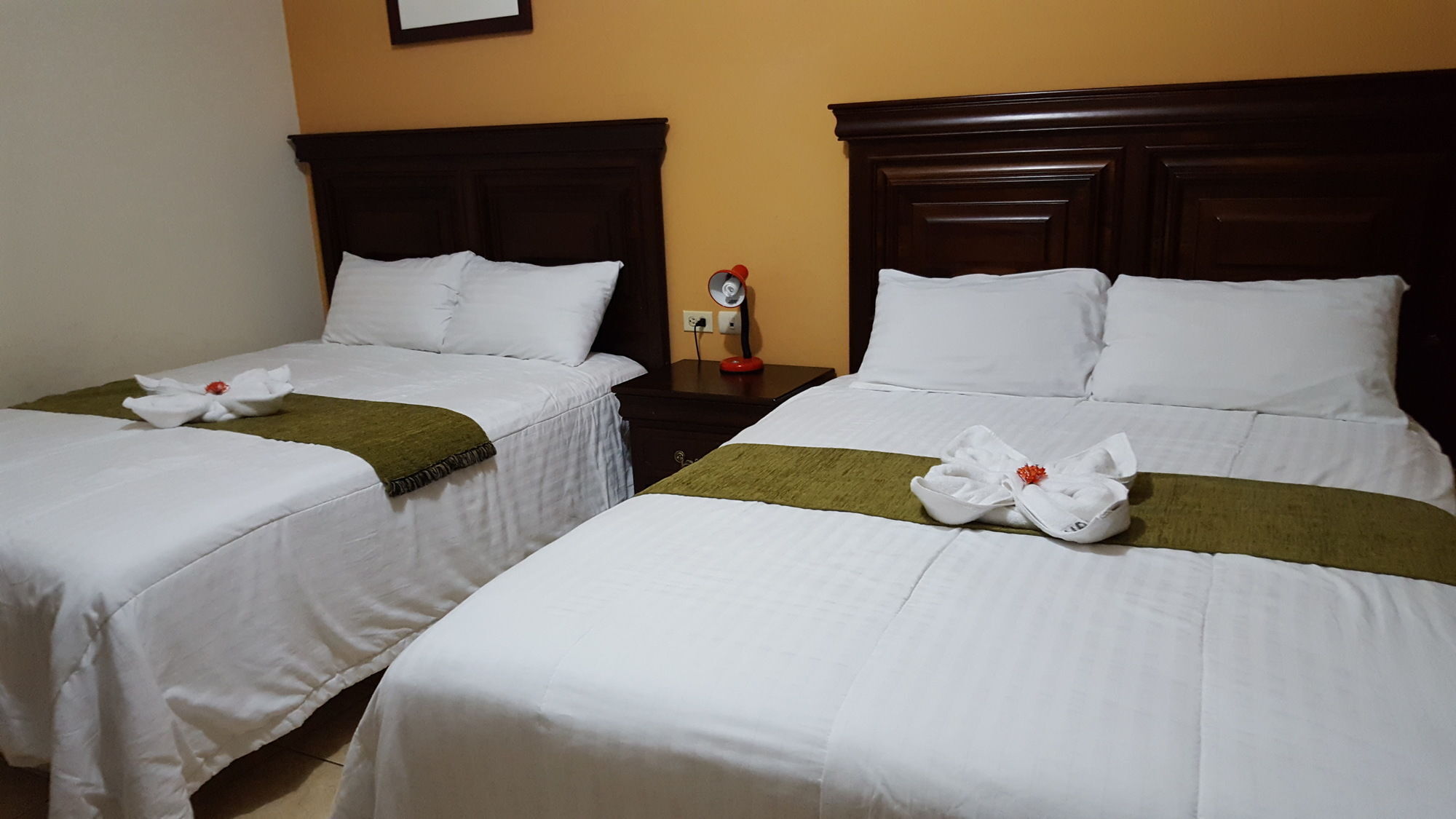 Apart Hotel Pico Bonito La Ceiba Esterno foto